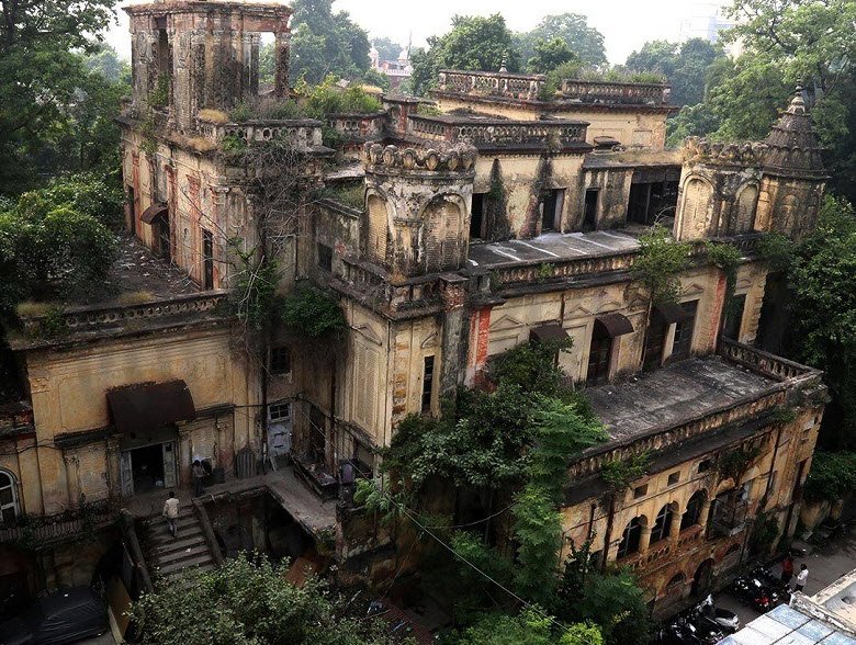 Jahangirabad Palace, Lucknow, Uttar Pradesh - Vushii.com